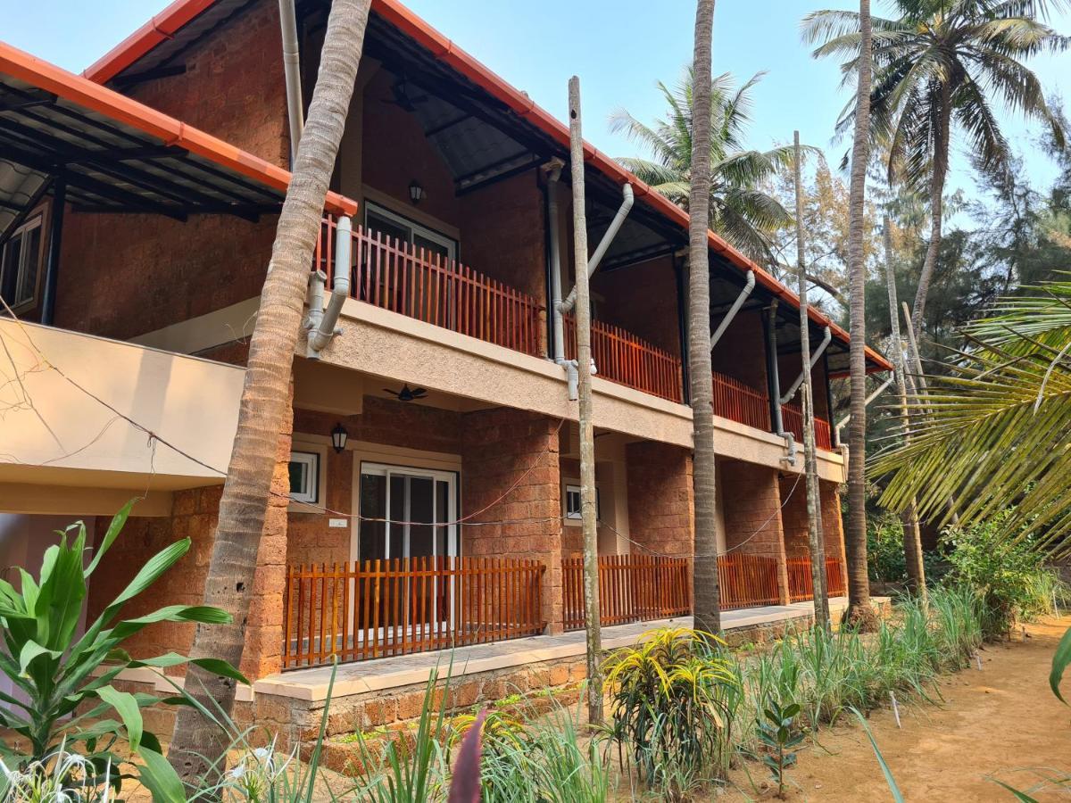 Ombodhi Retreat Hotel Kumta Buitenkant foto